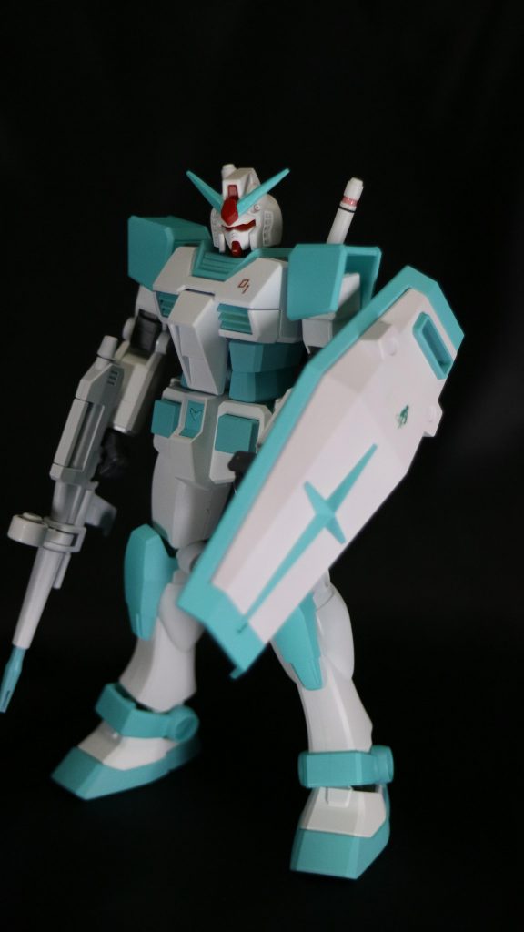 元がＥＧですが、良キットなのでカラーリング変えてもかっこいいです(≧▽≦)