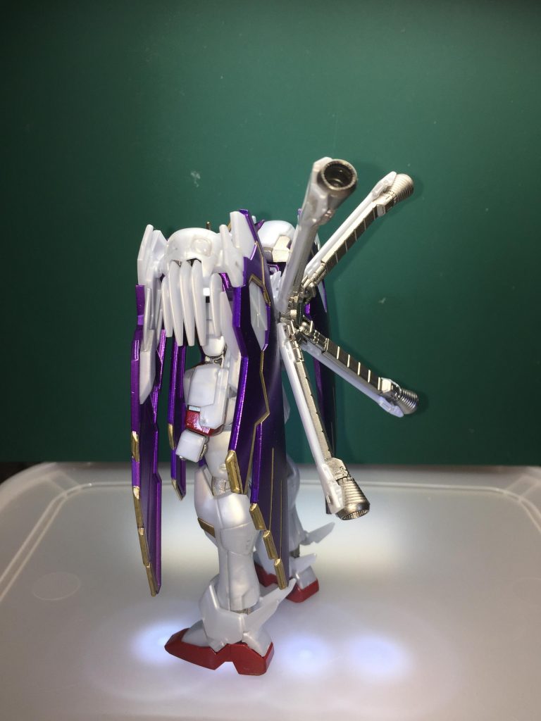 フレーム部分はとにかくギッラギラにしたかったので、このような色に