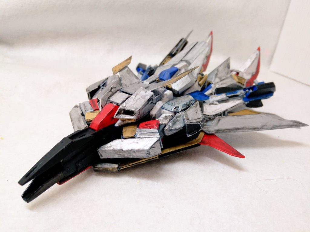 最後にウェイブライダー形態変形プロセスを若干変更したおかげで、ほぼ完全変形できるようになった！