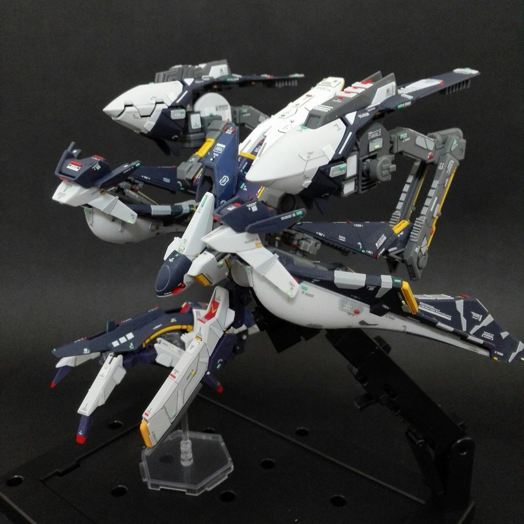 こちらはコンポジット･シールド･ブースターを射出して随伴させているイメージです。