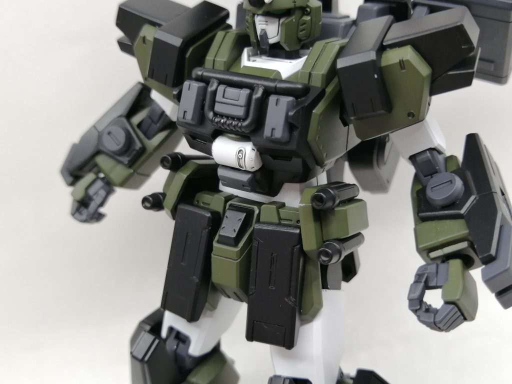 ＜軽装備仕様＞