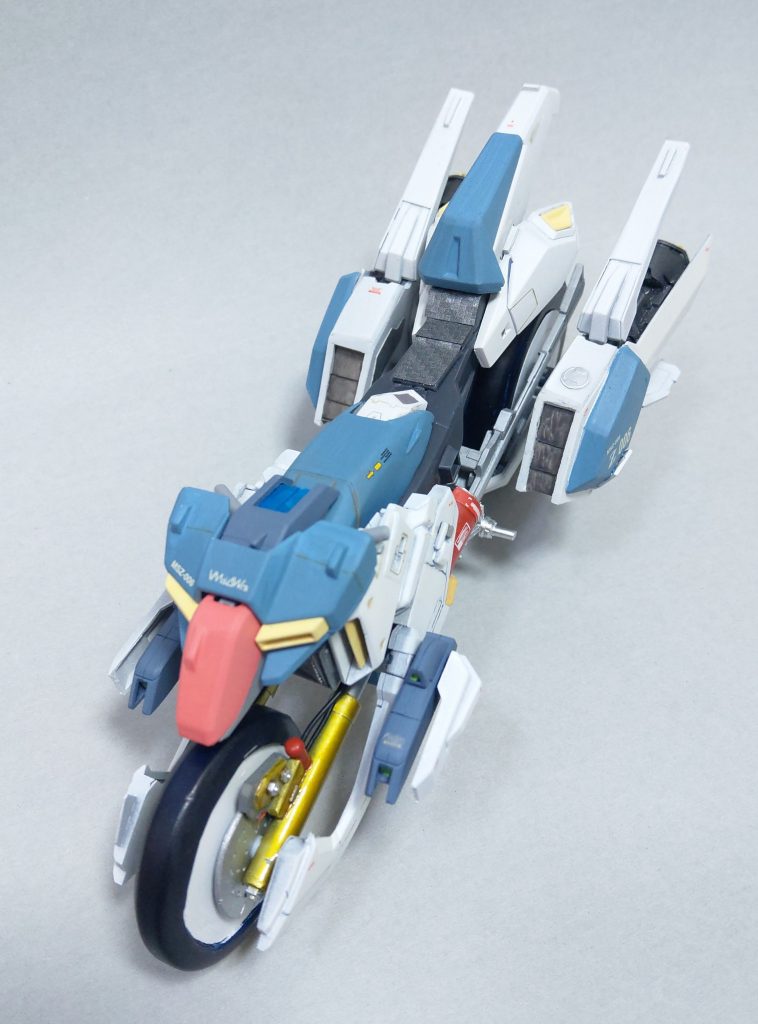 そこを逆手に、彼らは今流行のモビルスーツコラボモデルとして新型バイクの発表を行った。( ´△`)価格さえ合えば・・売れそうではある。