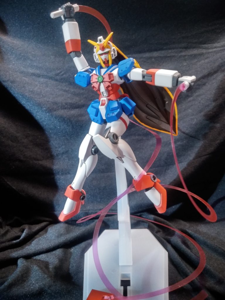 台座が付属してるのでポージングも可能。ポージングが下手くそなのは(o'3')b シ――――!!