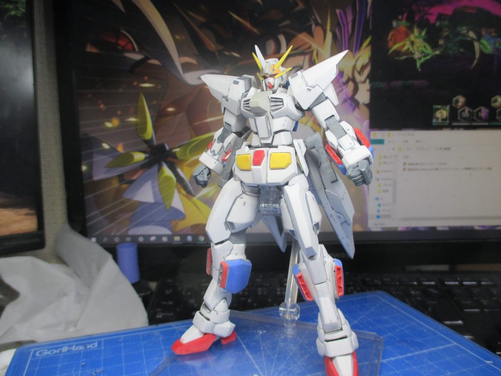 八剱ガンダム–2枚目/制作者：堺・悠一