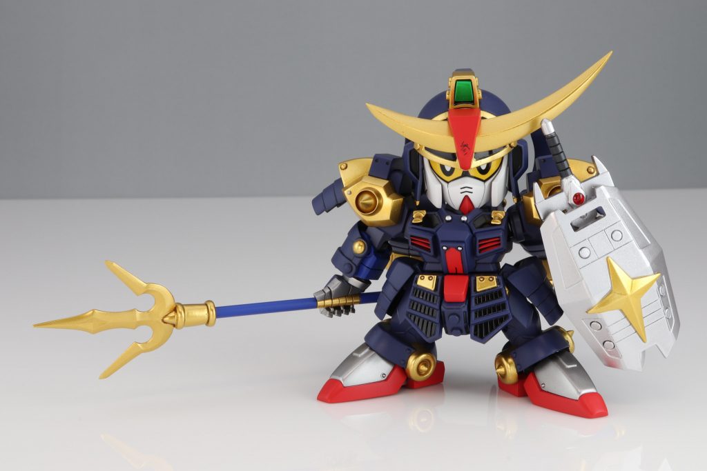 三叉の槍を持たせた基本形態 