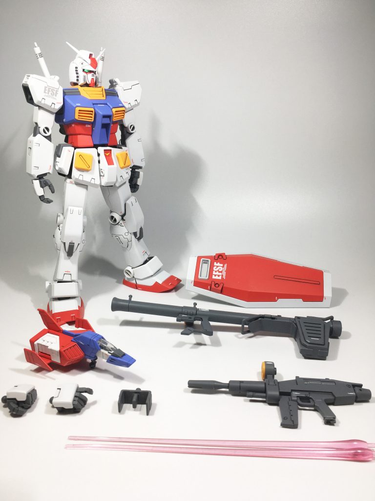 カラーレシピ白:G Ex-ホワイト青:Gブライトロイヤルブルー+Cパープル+Cニュートラルグレー赤:Cモンザレッド+Cオレンジ黄:Cキアライエロー+Cオレンジ+G Ex-ホワイトグレー:Gメカサフヘヴィ黒:Cウイノーブラック