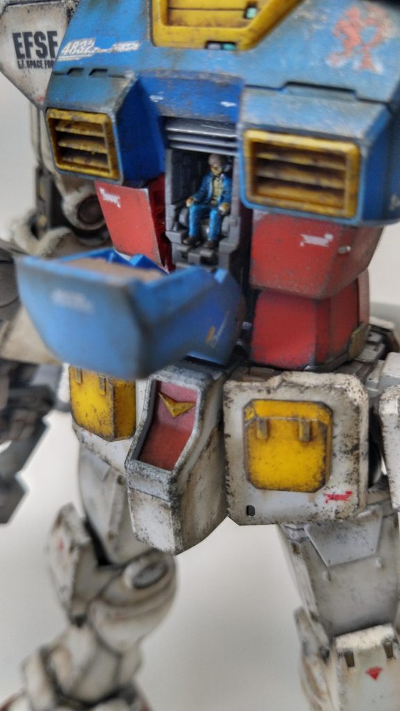 一応アムロも塗っています。