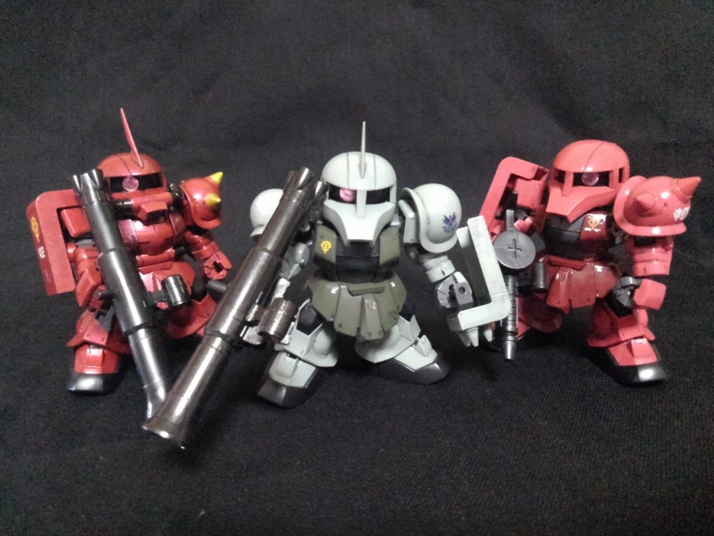 これまで作ったザクシリーズと並べてみた画像です。