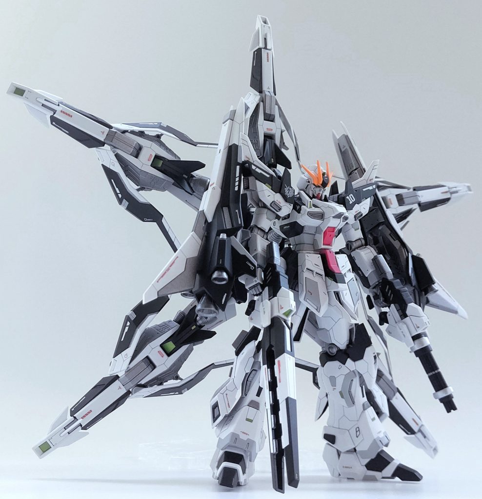 スターファイヴレイブにシールドブースターを装備した姿でこれが機体としての最大出力を出せる姿ですね。