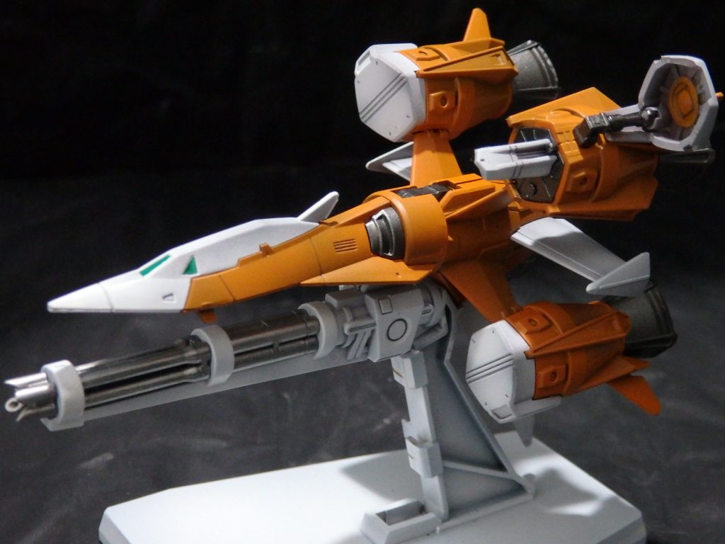 ガンバレルストライカー単体でも結構カッコイイです。デカールとウェザリングしたらもっとスケール感出るかと思いますが、宇宙ウェザリングって難しそうですね。