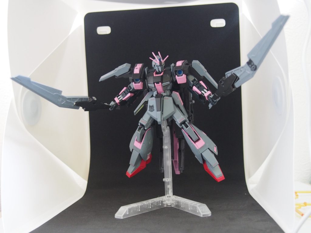 大型ソードウェイブライダー時のウィングユニットと兼用される大型剣取り回しは難しいが威力とリーチは絶大