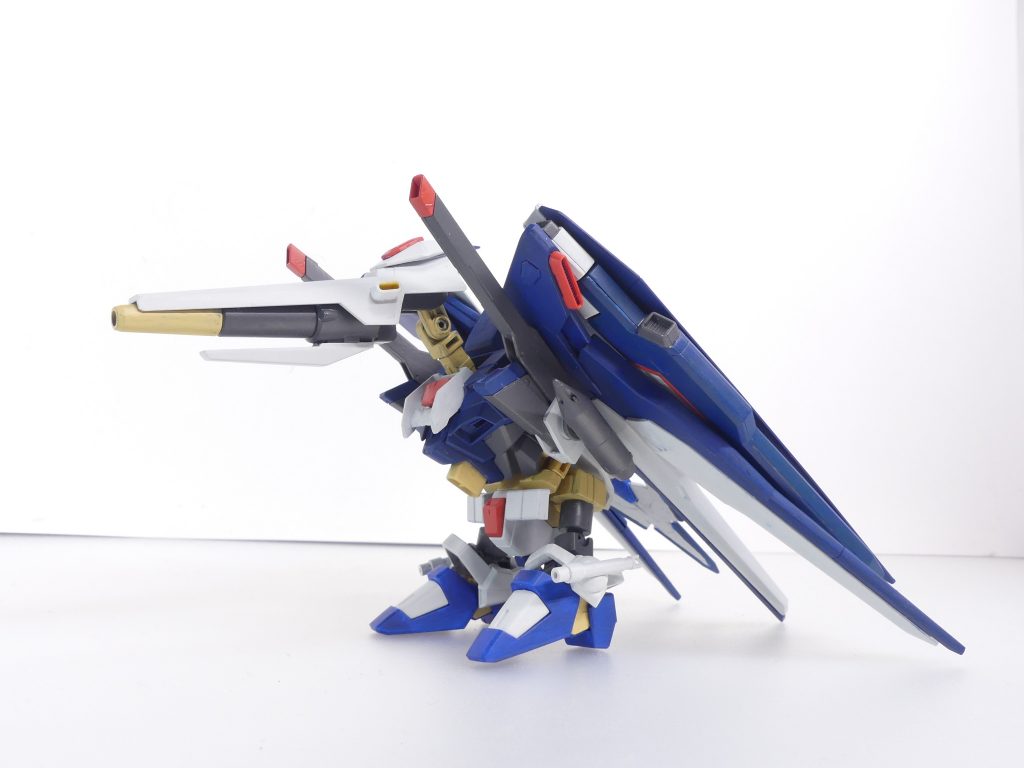 【次回予告予定】金色のあれはいつ来るのか。11月後半になりそうですが未定ということで。…これが本作本当の主人公機、フリーダム・ブルーバード。ストフリという名の鳥型戦闘機です。状況によってはこちらが先です。 