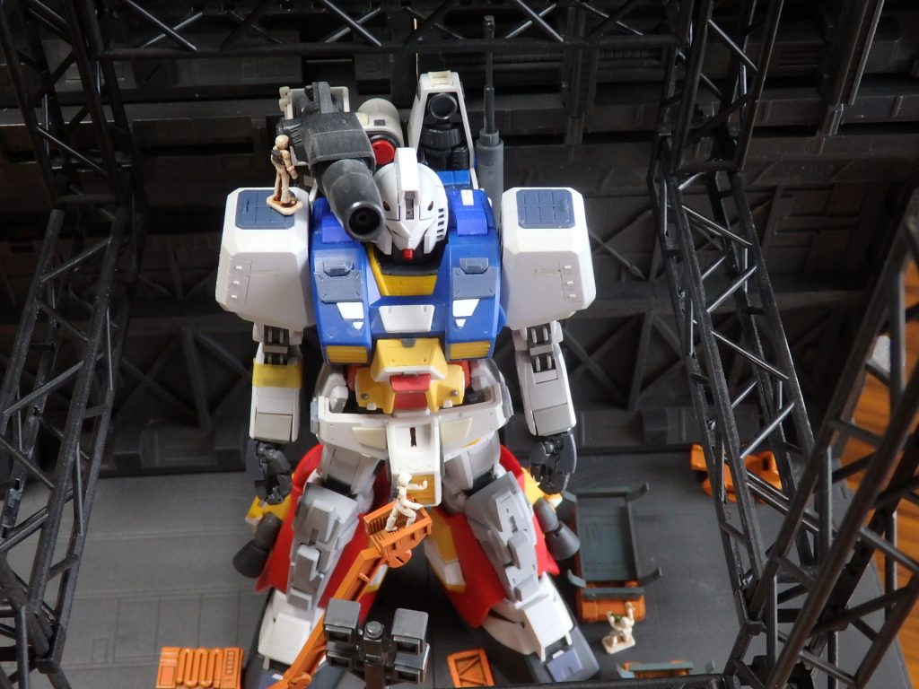 製作途中にジオラマ風にしてみました。