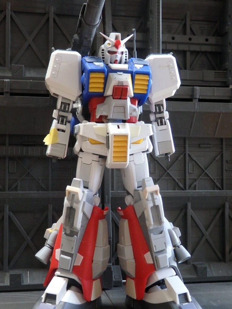 ほぼ改修が終わった状態・・・・この状態だと ヒザの MKⅡのパーツが丸わかりですね(笑)