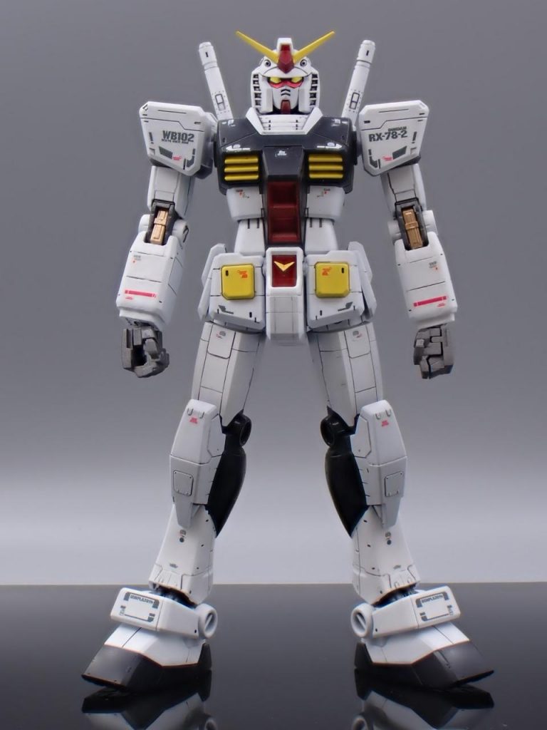 水転写デカールはRGのRX78-2のものをメインに使用。