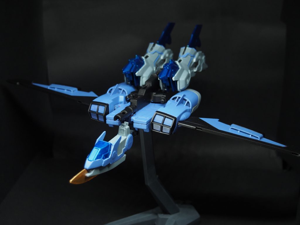 支援武装「布亜斗無」ジャスティスの特徴である「ファトゥム01」を改造したもの自立支援ユニットとしての運用が可能