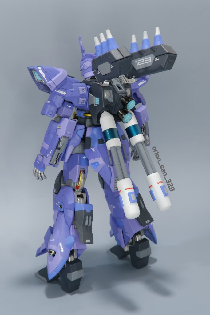 the main drawback with the kit was what made it a p-bandai variant, the stock backpack needed some work. i wasn't a fan of the propellant tanks being connected directly to the pyscho funnels' housing. to position it below the backpack, i had to fashion new female joints using old parts. using plastic plates, i closed the hole they left in the funnel base. additionally, i took the liberty of adding verniers in the middle as inspired by the sazabi.