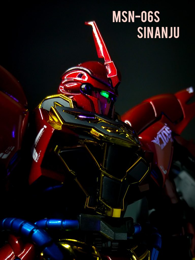 ブラックライトを当てるとモノアイが光ります・:*.\(( °ω° ))/.:+LEDより簡単でしっかり光りますので皆さんお試しあれ。