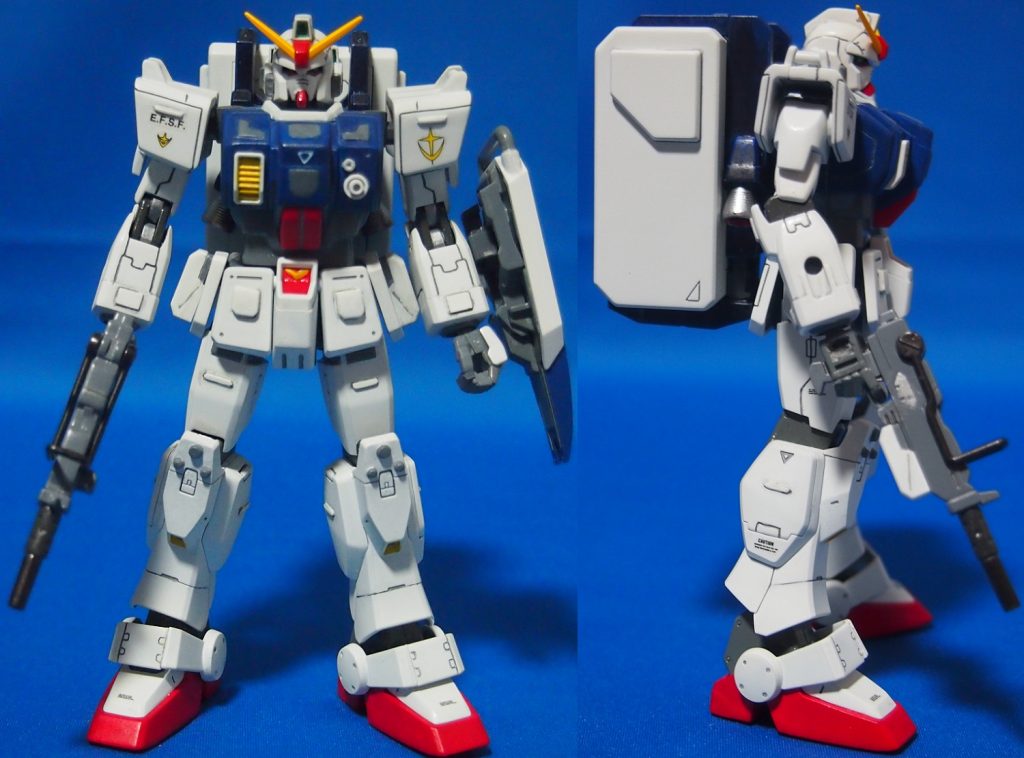 背中に180㎜キャノンを収納したコンテナを装備した、正面&右側面図。