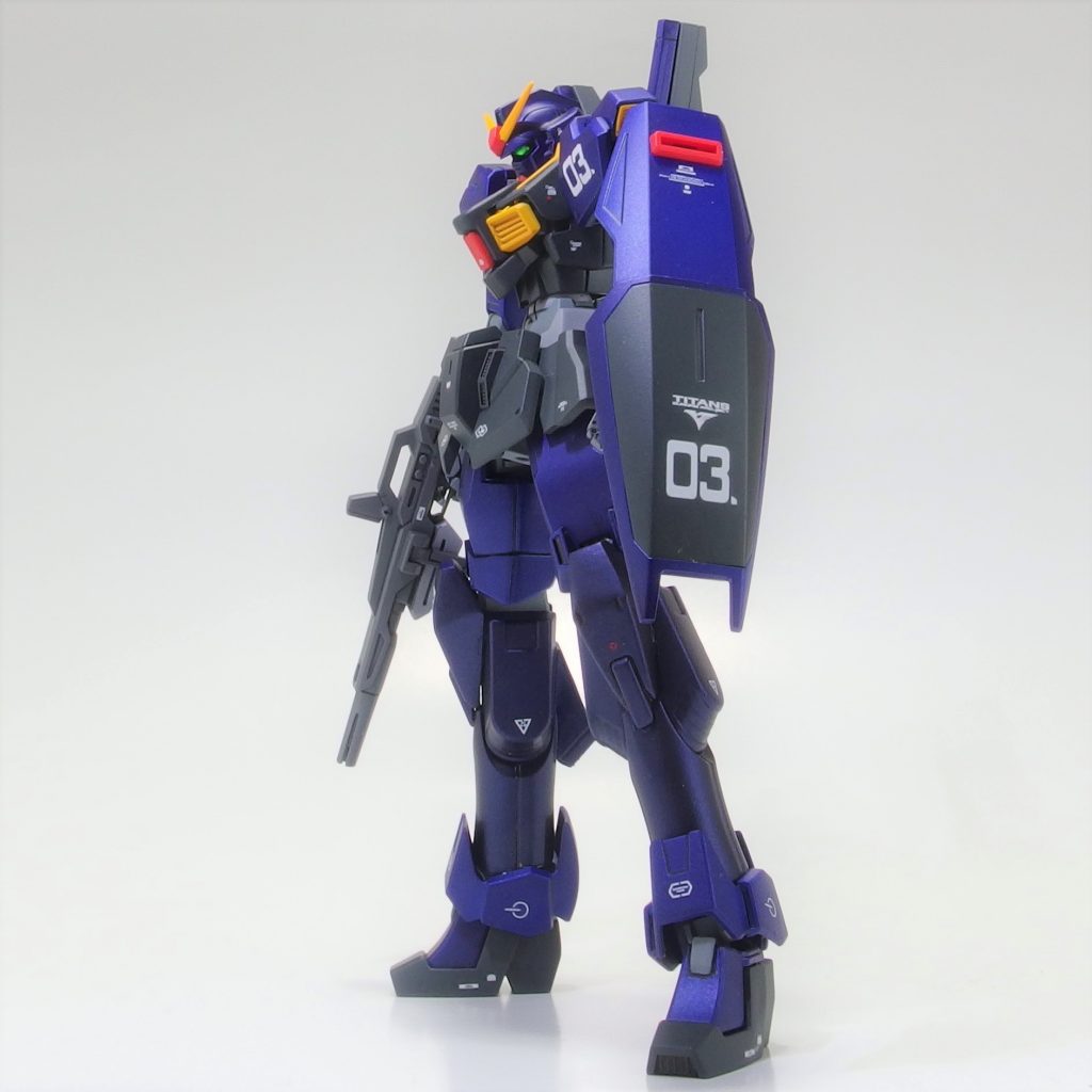 マットメタリックブルー、写真では分かりにくいですが、いい色になったと思います。