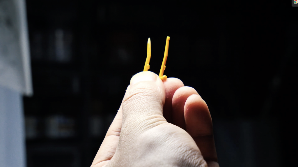 ツノを削ってとんがらせました。