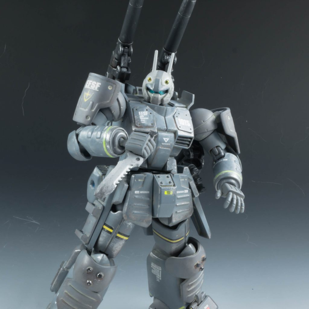 近接格闘用には、ヒートダガーを装備している。できれば、この兵装は使用したくないところ。