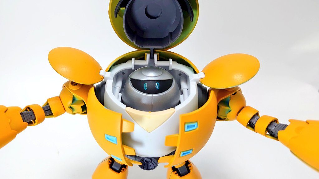 モモコプルの中に入ってるメタルモモコプルが本体です。モモコプルは踏み台みたいなものです。