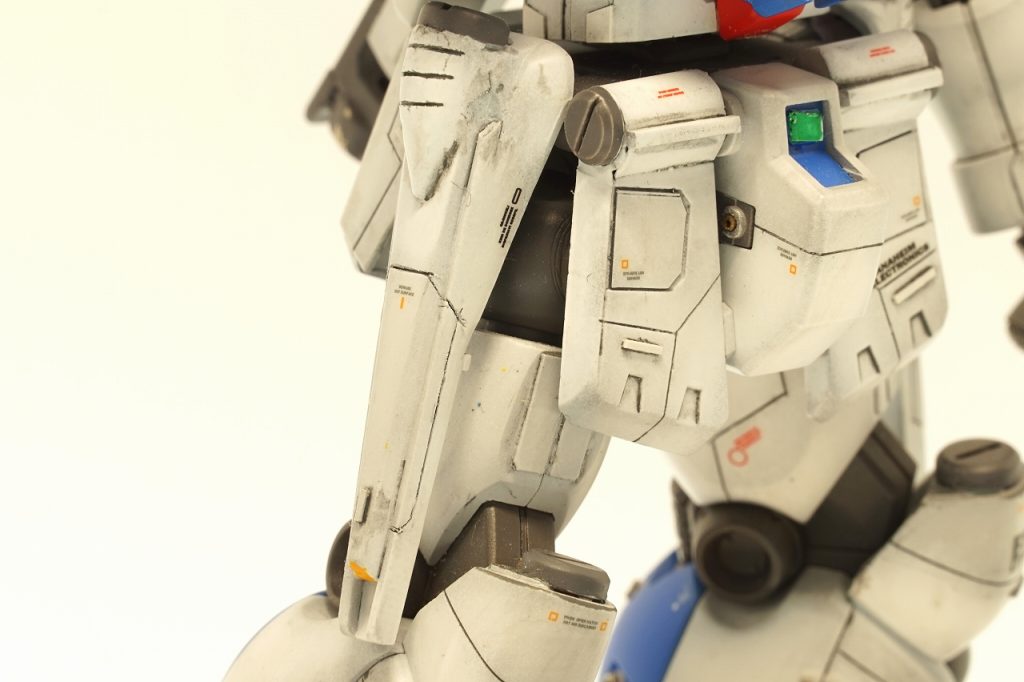 腰は GMクゥエル ベースですが、これまた大幅な改造をしています。