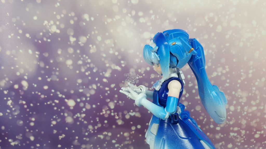 おまけ3。横から。腕の関節、塗装できてない部分が残ってた・・・