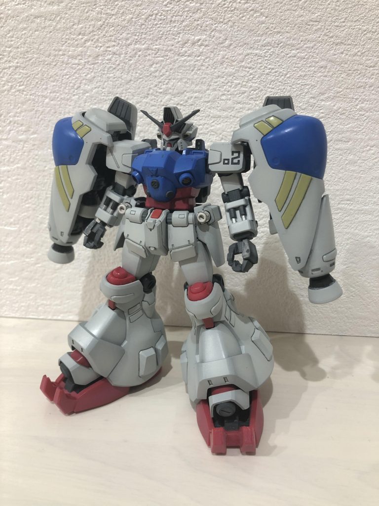 全体的に色のトーンを落としています。