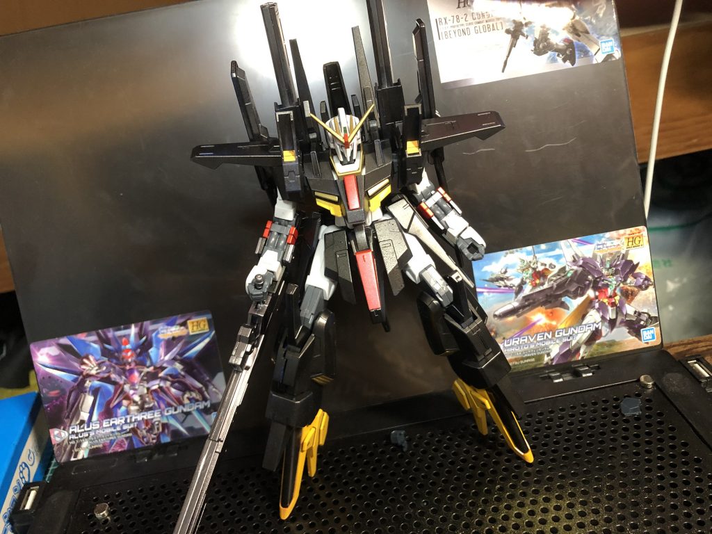 ここ最近作ったHGの中では、なかなかのパーツ量でした。その分、高さとメリハリのあるキットで楽しめました。