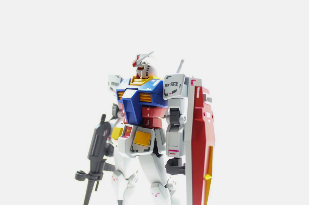 現代版リアルタイプガンダムといった雰囲気で完成しました。