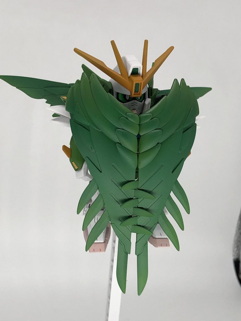 グラデーション塗装は初めてやったと思えないくらい自然で、愛鳥に近い仕上がりになってて私もびっくり( ̄▽ ̄;)