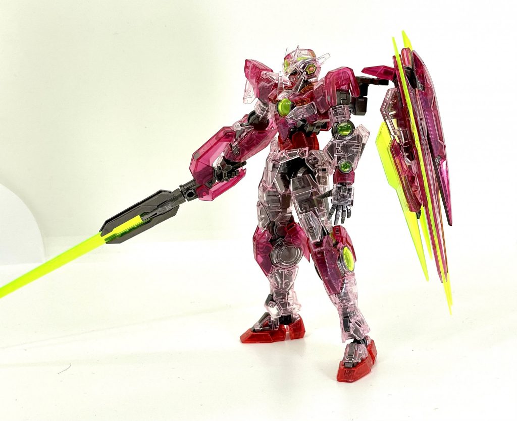 横外装とフレームは雲母堂本舗の各種パールピグメントを水性ホビーカラーのクリアで溶いて吹いてます。