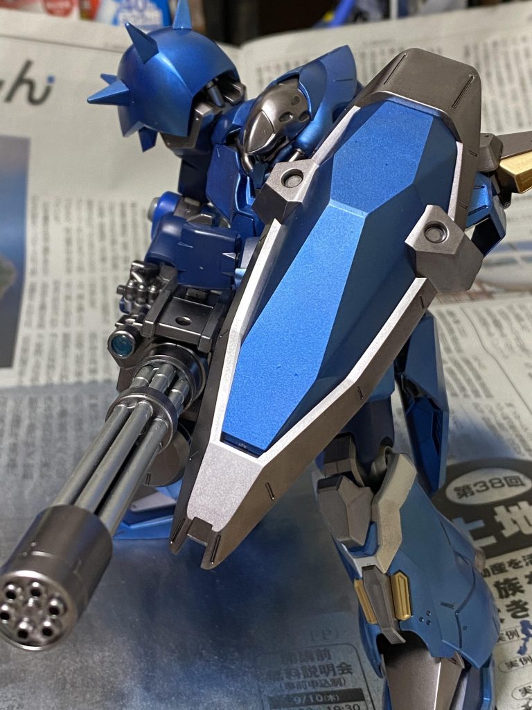 ジャイアントガトリング持たせました。ゴツいシルエットにガトリングが映えますね。…映えますよね？