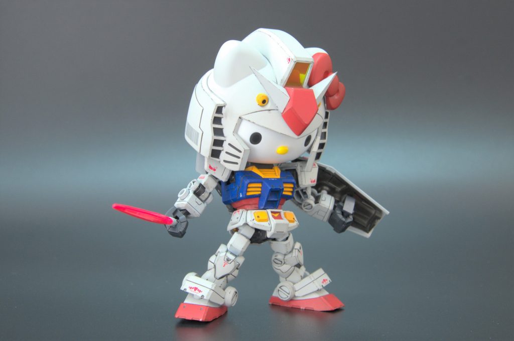 接続受けは無改造なので通常のハンドパーツも使えます。これはこれで強そう。