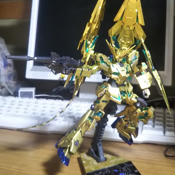 ユニコーンガンダム3号機フェネクス