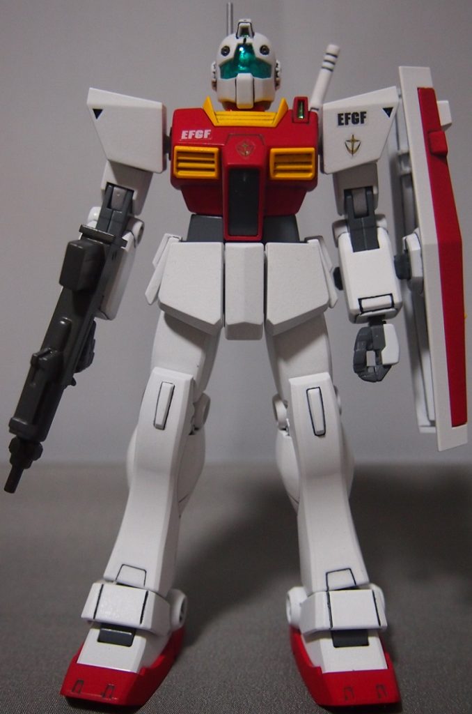 ジム改から借りたマシンガンを装備。