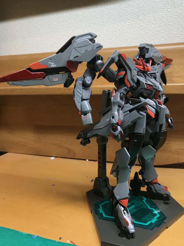 まだ装備は制作中です。^_^最後までご覧いただきありがとう御座いましたm(_ _)m来年も亀のペースでガンプラ作っていきます。ありがとうございました。皆様良いお年を。