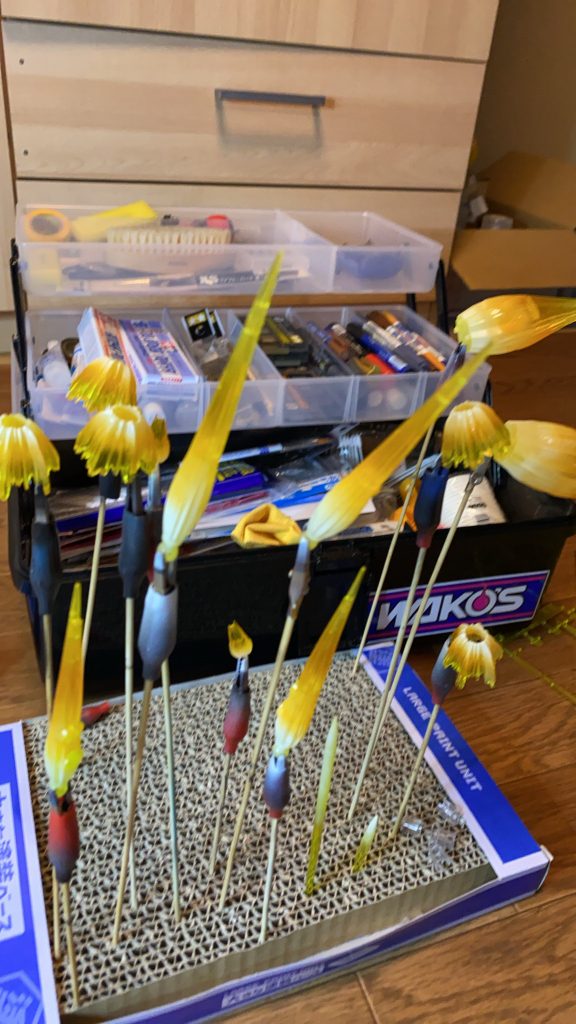 エフェクトをグラデ塗装してみたりと、ガンプラ歴3ヶ月の経験値をぶつけまくってようやく完成しました！このジオング RGのキットは1工程1工程が本当に楽しい素晴らしいキットでした！！