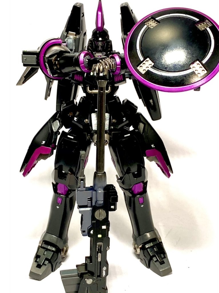 以上となります。今年1年、GUNSTAさんで皆さんの素晴らしい作品を見て勉強させていただきました。来年も引き続きインスピレーションの赴くまま、自由にガンプラを作っていきたいと思います。ありがとうございました。それでは皆様、良いお年を!