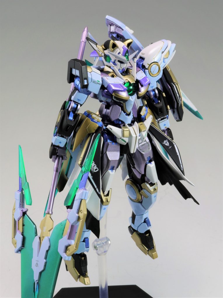 スカート部分は、フェニーチェリナーシタのマントを型どりして二重にしてあります。