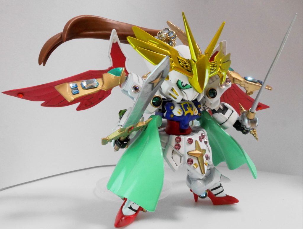 剣とフルーレの二刀流。本人は重騎士が好みだけど、麗騎士な流派なので渋々スピードファイター。