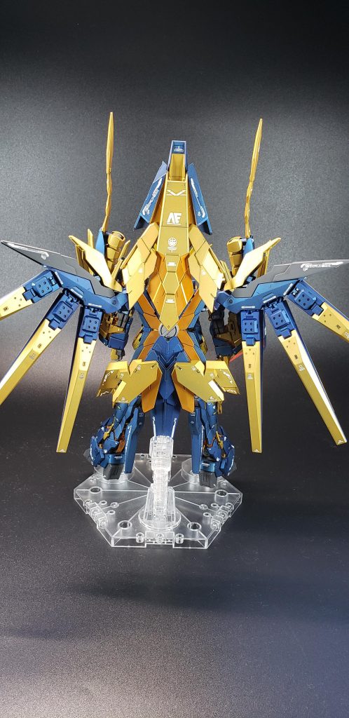 後ろから見た姿が翼を広げた蒼き龍の様だ(=^^=)✨