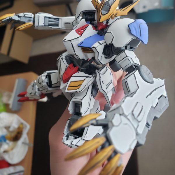 アニメ風　バルバトスルプスレクス