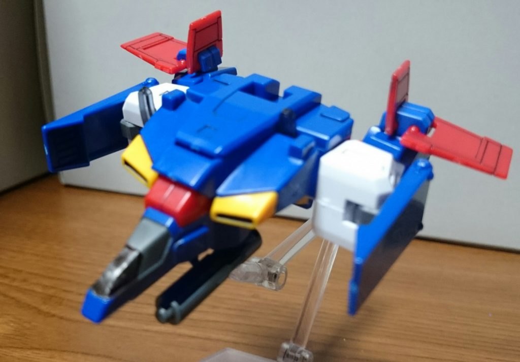 ・コア・トップ塗装箇所は……・グレー……ダクト内部、コクピットハッチ上部、2連装メガ・ビームライフル砲身&機首、・レッド……前腕(下地にホワイト)、腕部バーニア・ホワイト……手の甲・ブルー……腕部バインダー基部・メタグリーン……2連装メガ・ビームライフルのセンサー前腕の青いパーツを一旦外す必要はあるけど、マニュピレータを回転させることでバーニア露出のギミックが再現されてるっス