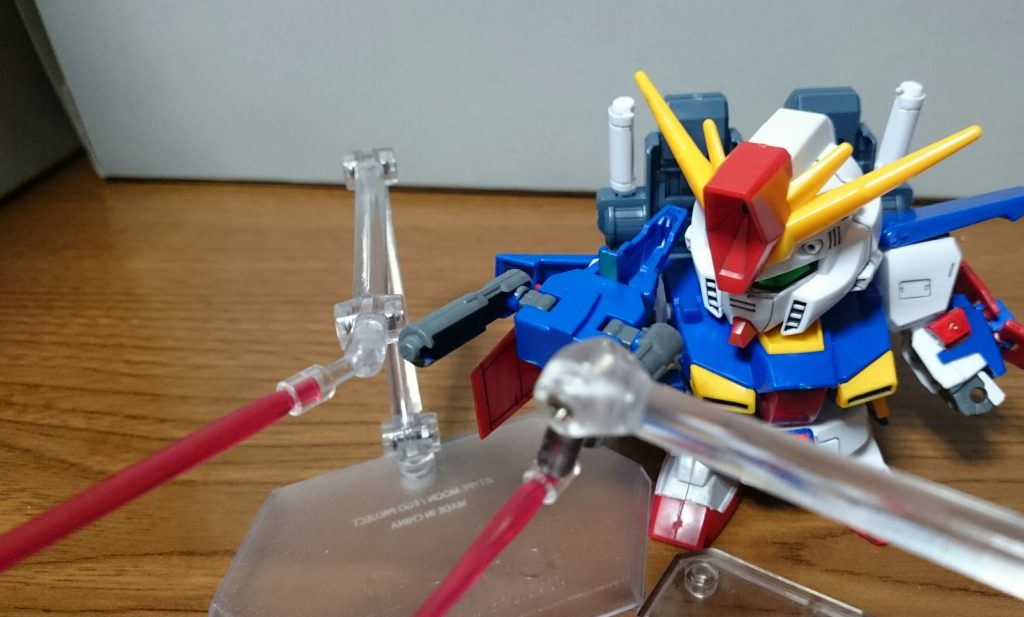 2連装メガ・ビームライフル！！これユニコーンのビームマグナムの威力を上回ってるんスよね