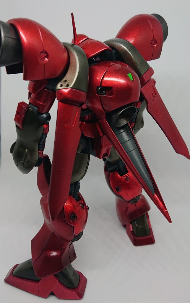 ふくらはぎ部の下地のシルバーをミスりました。