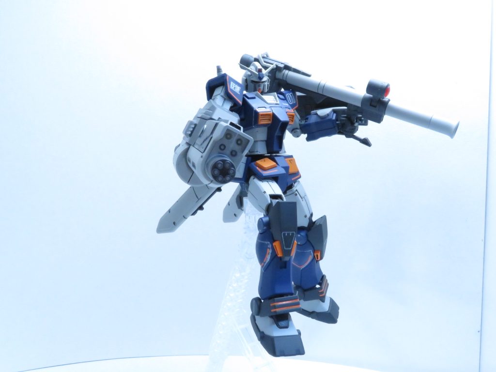 本当は、4号機のバックパックを使用するのでメガビームランチャーを改造した、ショートバレルタイプのメガビームランチャーをやオリジナルビームライフルとかも作りたかったのですが、時間が足りなくて今回は断念しました。