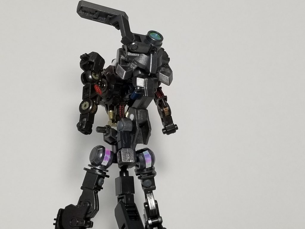 【フレーム背面】とあるギミックを仕込むため特殊な形状をしています